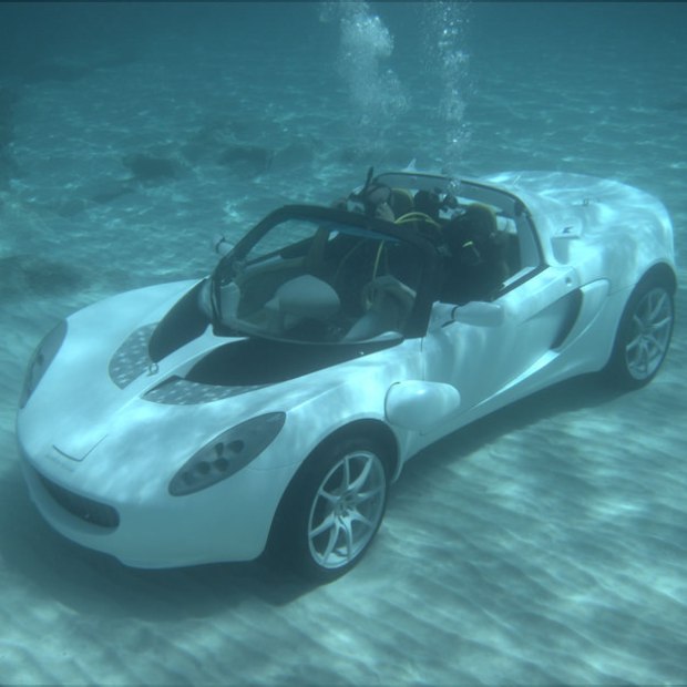 Une voiture de sports sous-marine, elle peut rouler dans le royaumes sous-marins aussi facilement qu'elle roule à travers les routes.