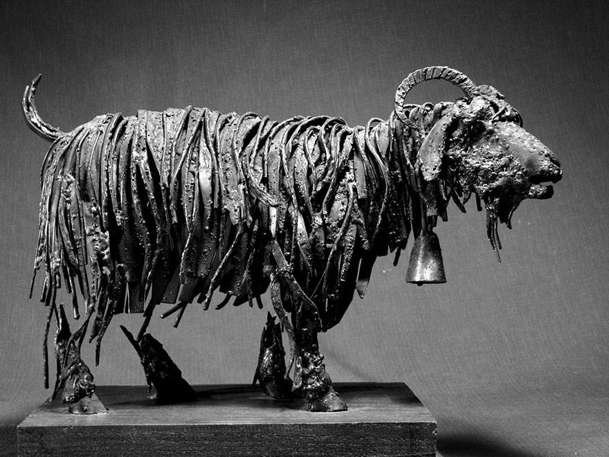 Sculpture animals Hasan Novrozi (5)